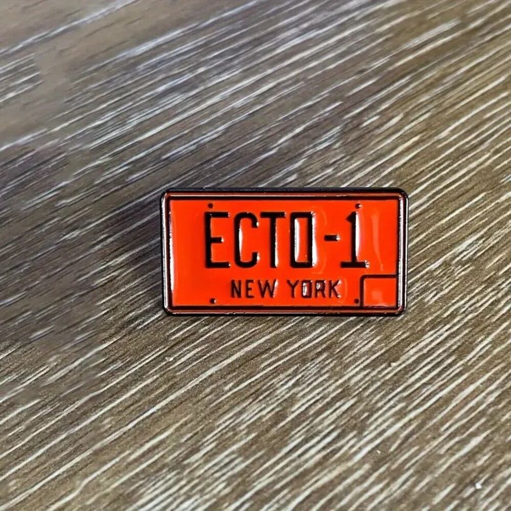 Ecto-1 License Plate Enamel Lapel Pin Ghostbusters 80s Retro New